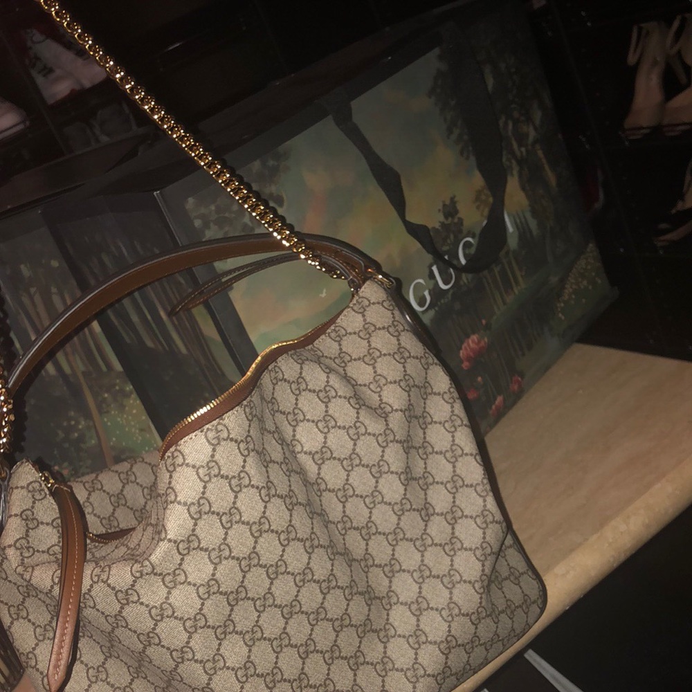 GG SUPREME LARGE LOGO